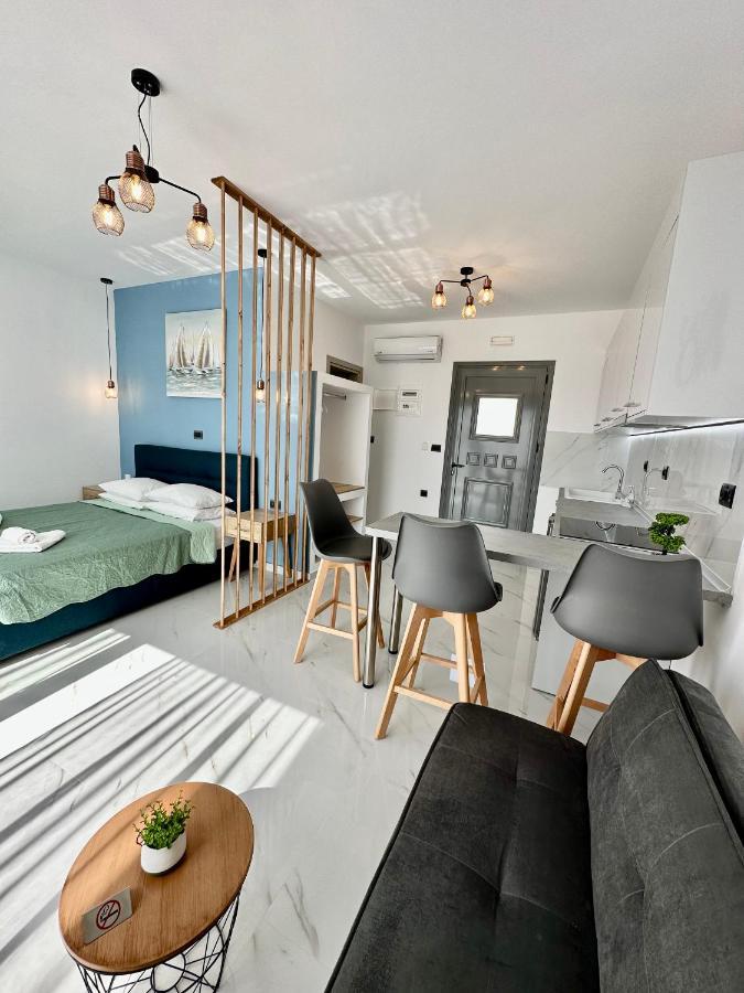 Royal Luxury Studios Archangelos  Eksteriør bilde