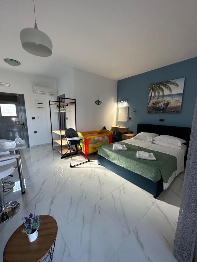 Royal Luxury Studios Archangelos  Eksteriør bilde